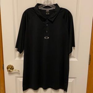 Men’s Oakley Golf shirt/polo-XL